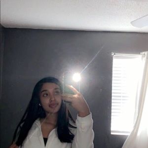 Meet your Posher, Jocelyn